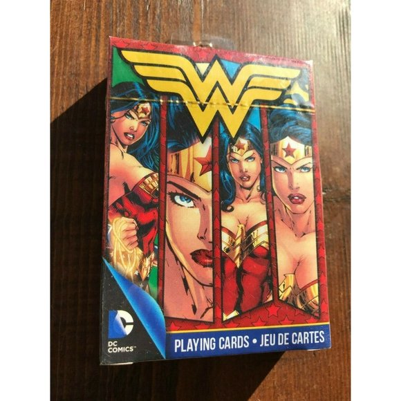 New in Package Playing Cards Wonder Woman Female - Picture 3 of 6